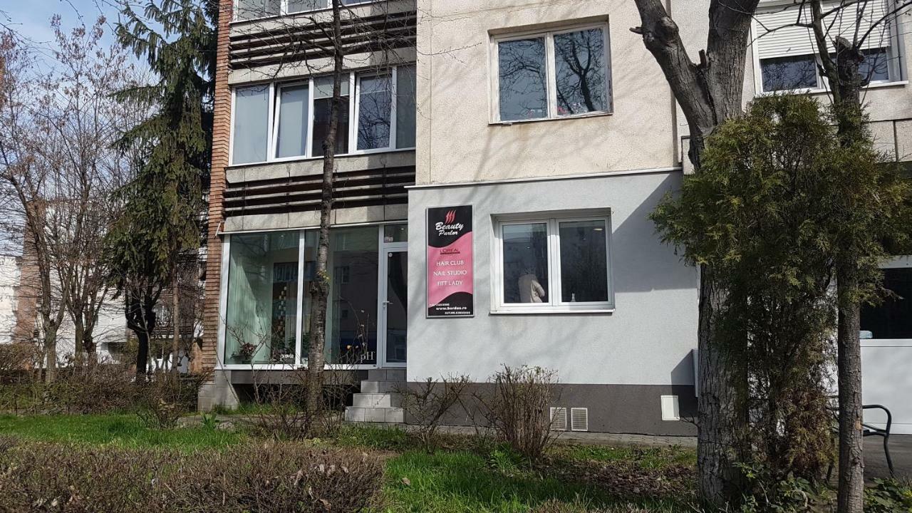 Maris Apartment Târgu-Mureş Екстериор снимка